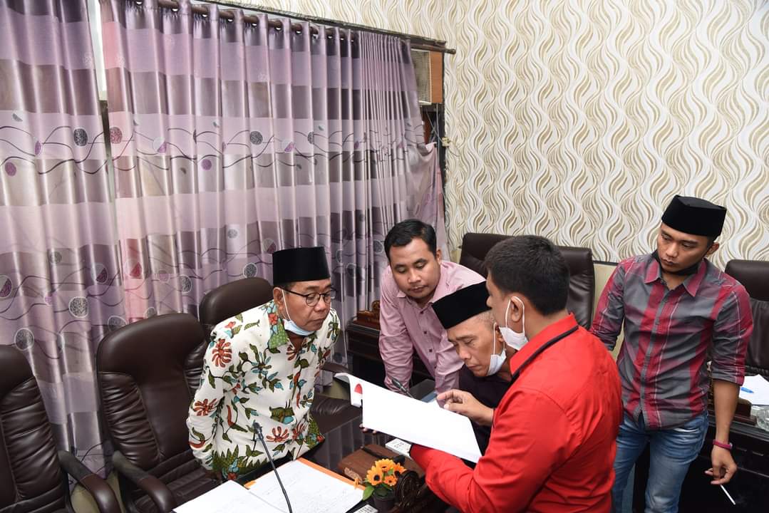 Direspon Positif Bupati Fauzi, Warga Pajagalan Hearing Ke DPRD Soal Tower Provider