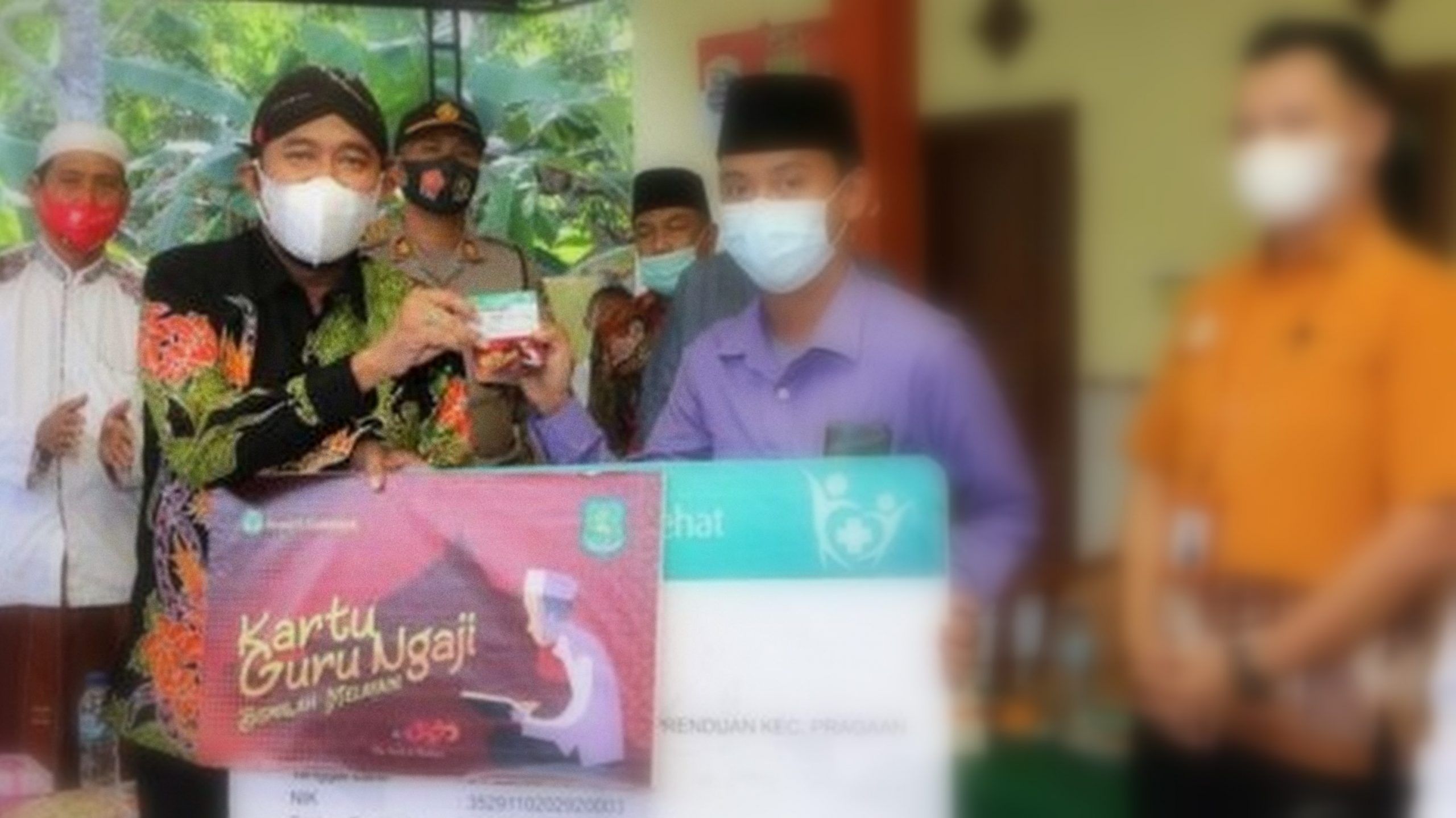 Bupati Fauzi Persembahkan 1000 KGN Sebesar Rp 1,2 Miliar Untuk Guru Ngaji
