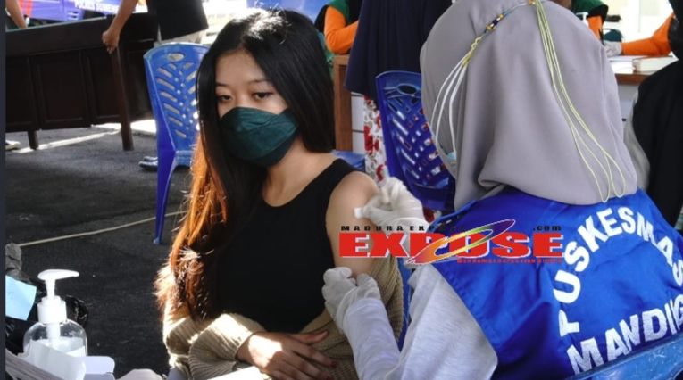 Pastikan Percepatan Vaksinasi, Dandim 0827/Sumenep Tinjau Gerai Vaksin Di Polres Sumenep