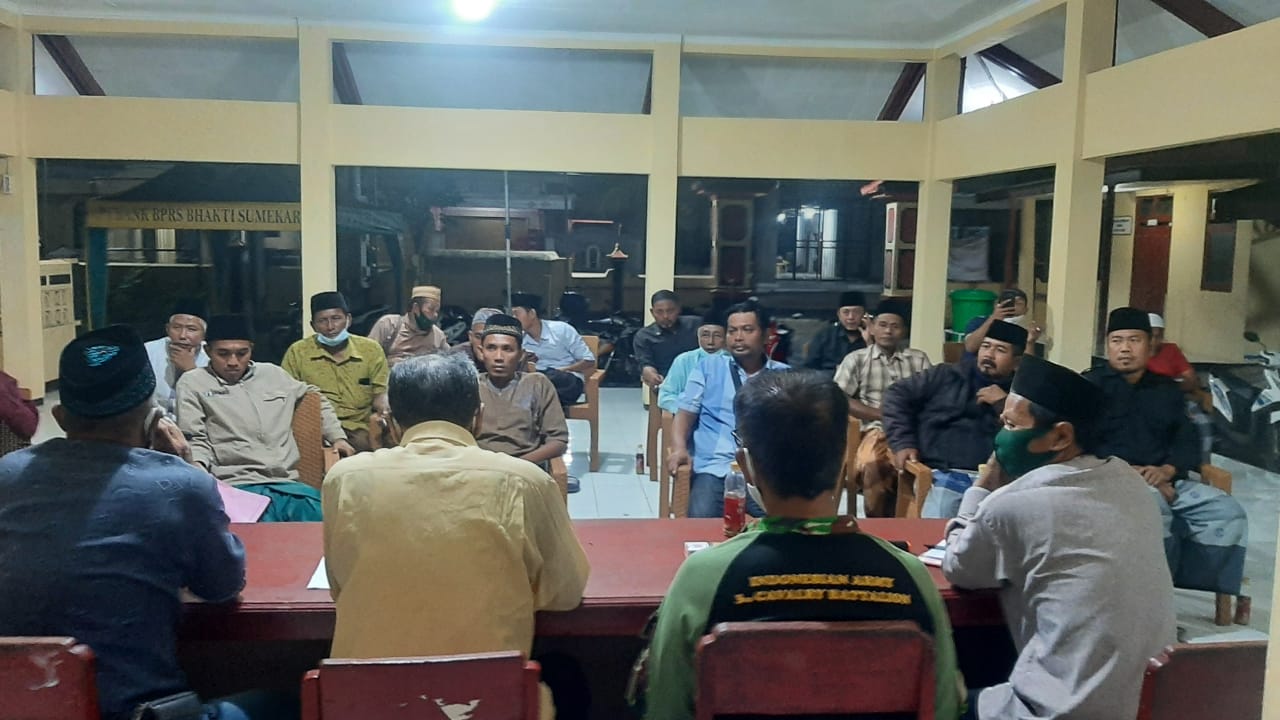 Ketua P3S Prihatin Harga BBM Di Kecamatan Gayam, Warga Ancam Segel Kantor Kecamatan Ketua P3S Prihatin Harga BBM Di Kecamatan Gayam, Warga Ancam Segel Kantor Kecamatan