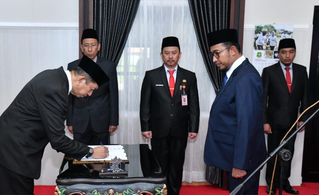 Pj Sekda Sumenep Resmi Dilantik, Bupati Harapkan Stabilitas dan Akselerasi Kinerja Birokrasi