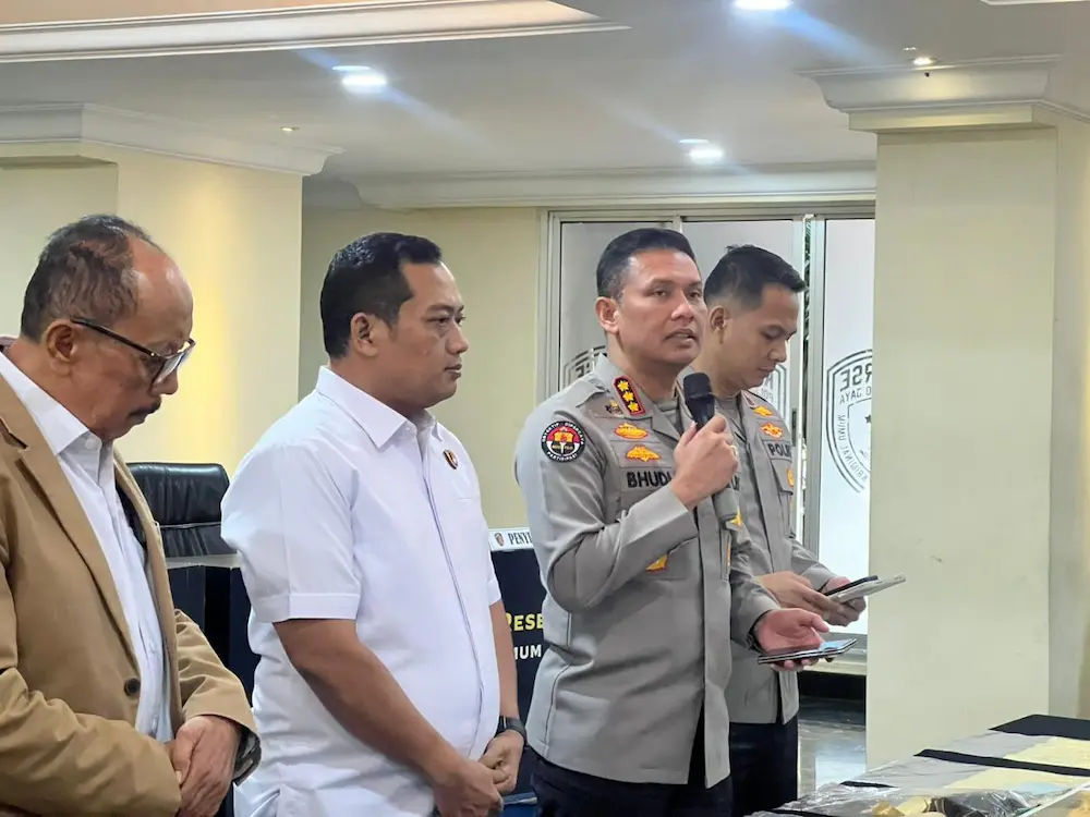 Polisi Buru Pelaku Penyiraman Air Keras Aktivis KontraS: Jejak ‘OTK’ di Salemba Mulai Terkuak!