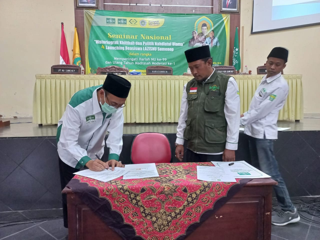 LAZISNU Dan PTNU Sumenep Teken MoU Beasantri 5 Perguruan Tinggi