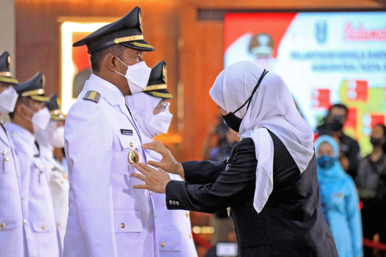 Sebelum “Warning” Ketua DPRD, Ternyata LBH Ini Pernah Ingatkan Bupati Sumenep Soal Rambu Mutasi Sebelum “Warning” Ketua DPRD, Ternyata LBH Ini Pernah Ingatkan Bupati Sumenep Soal Rambu Mutasi