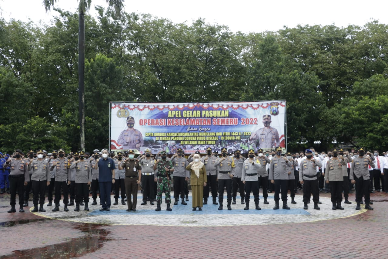 Dandim 0827/Sumenep Hadiri Apel Gelar Pasukan Operasi Keselamatan Semeru 2022 di Polres Sumenep