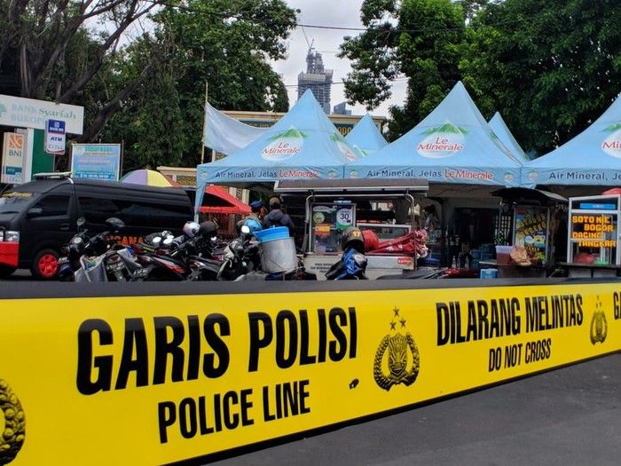 Dor! Polisi Tembak Residivis Asal Camplong Madura