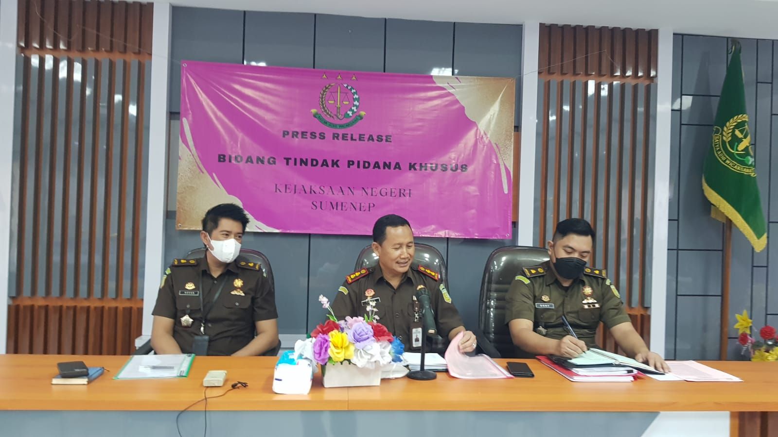 Siap-Siap! Kajari Sumenep Keluarkan Sprindik Kasus KUR Miliaran Rupiah Siap-Siap! Kajari Sumenep Keluarkan Sprindik Kasus KUR Miliaran Rupiah