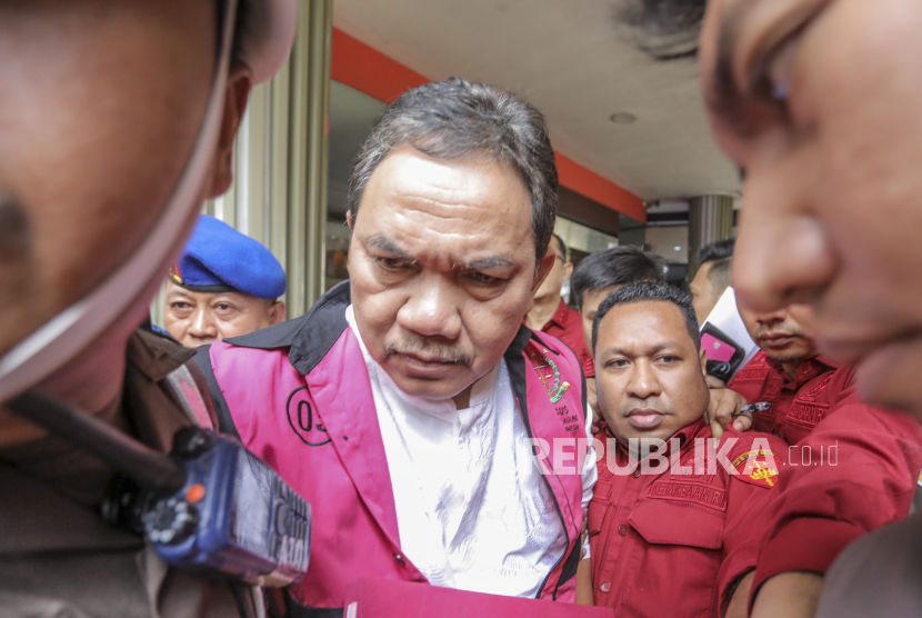 Kejagung Dalami Uang Tutup Kasus Korupsi BTS 4G Achsanul Qosasi ke Madura United