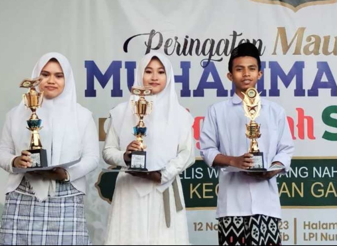 Santri Raudlatul Iman Borong Juara Baca Kitab Kuning