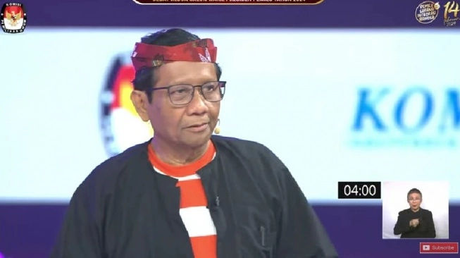 Mahfud: Ekonomi RI Tak Bisa Tumbuh 7% Karena Kebodohan!