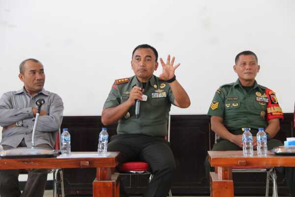 Kumpulkan Poktan dan Babinsa, Dandim Sumenep Harap Hanpangan Jagung di Maksimalkan