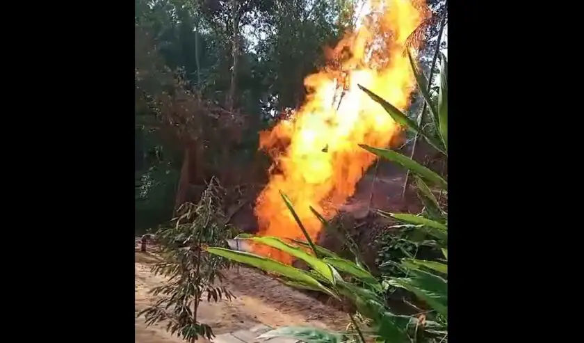 Pertanda Akhir Zaman, Semburan Air Bor Berganti Kobaran Api