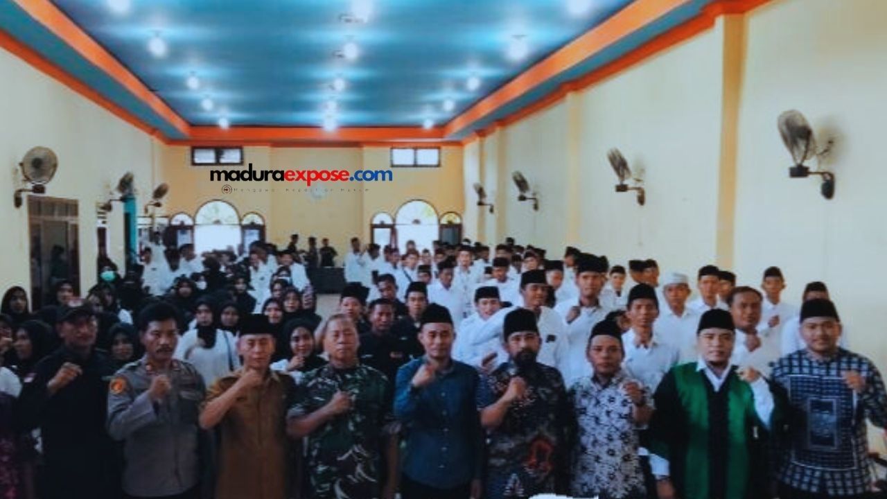 251 Pengawas TPS Camplong Resmi Disumpah