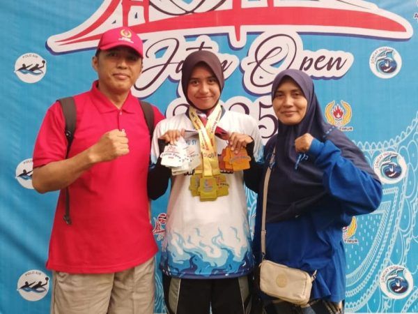 Sapu Bersih Medali di Jatim Open 2025: Ajeng Ayu Syarifah Bawa Sumenep Berjaya dengan 5 Emas