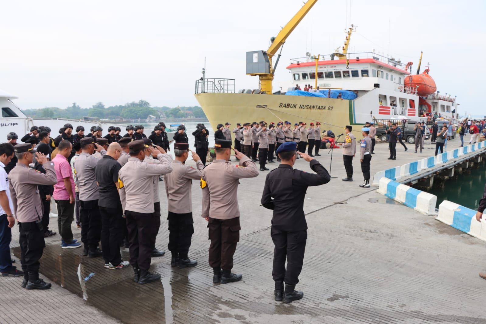 Kapolres Sumenep Lepas Personil BKO Pengamanan Pemilu di Kepulauan Masalembu