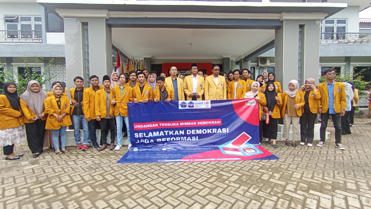 Mimbar Demokrasi 100 Mahasiswa Dan Dosen Kampus Unija Sumenep