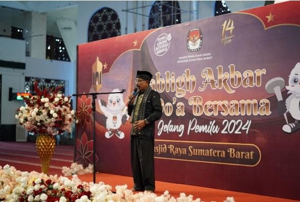 Tabligh Akbar dan Do’a Bersama Jelang Pemilu 2024 Digelar di Masjid Raya Sumbar