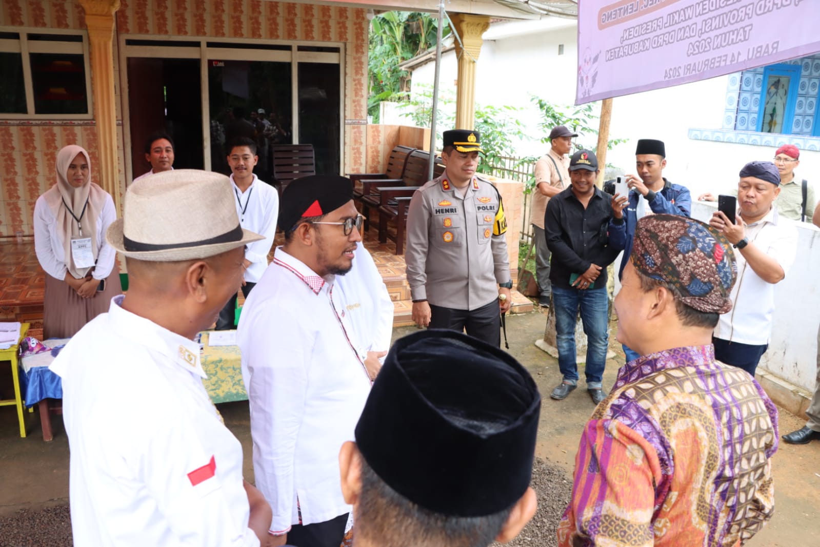 Kapolres Sumenep Bersama Forkopimda Cek TPS Pemilu, Pastikan Pencoblosan Aman