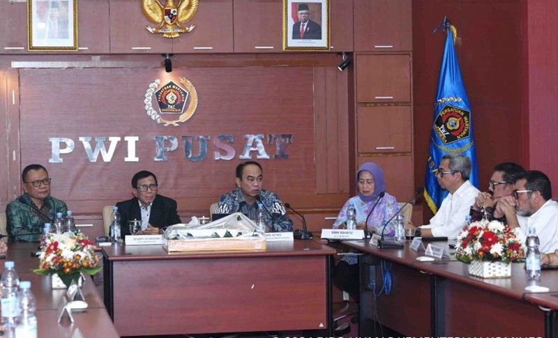 Menkominfo Ungkap Dua Peran Sentral Pers di Masa Perjuangan