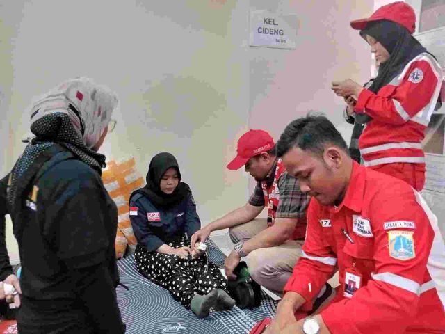 PMI Jakpus Berikan Layanan Kesehatan di Delapan Gudang Logistik Pemilu
