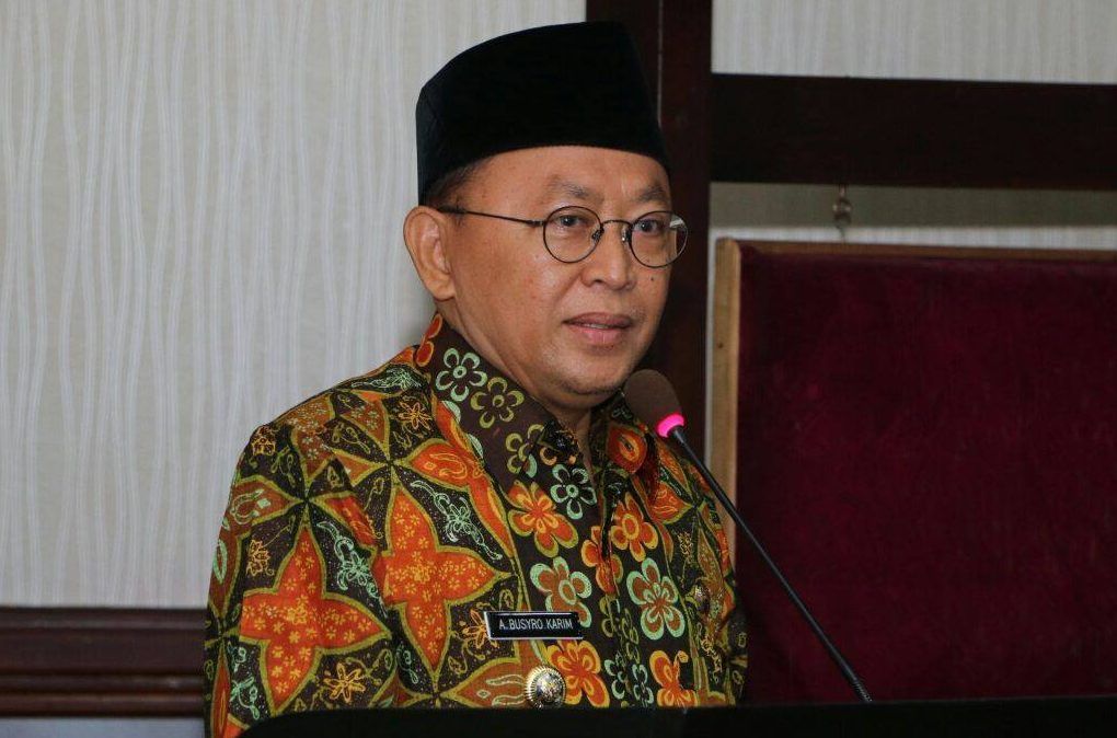 Inspirasi Abadi dari Kiai Busyro: Pesan “Anti Baper” untuk Bupati Achmad Fauzi dan KH. Imam Hasyim