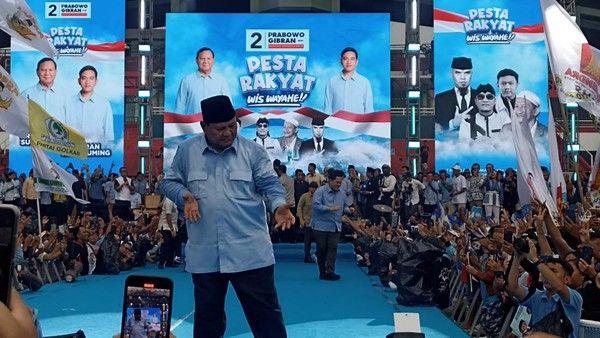 Survei Denny JA: Prabowo-Gibran Hanya Kalah di Kalangan Etnis Minang dan Betawi