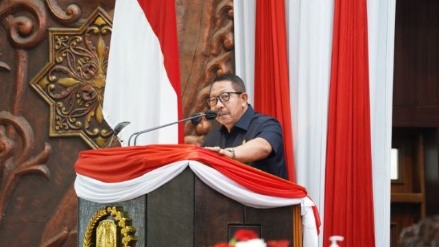 Wakil Ketua DPRD, Istu Minta Pj Gubernur Jatim Lanjutkan Program Turunkan Kemiskinan dan Pengangguran