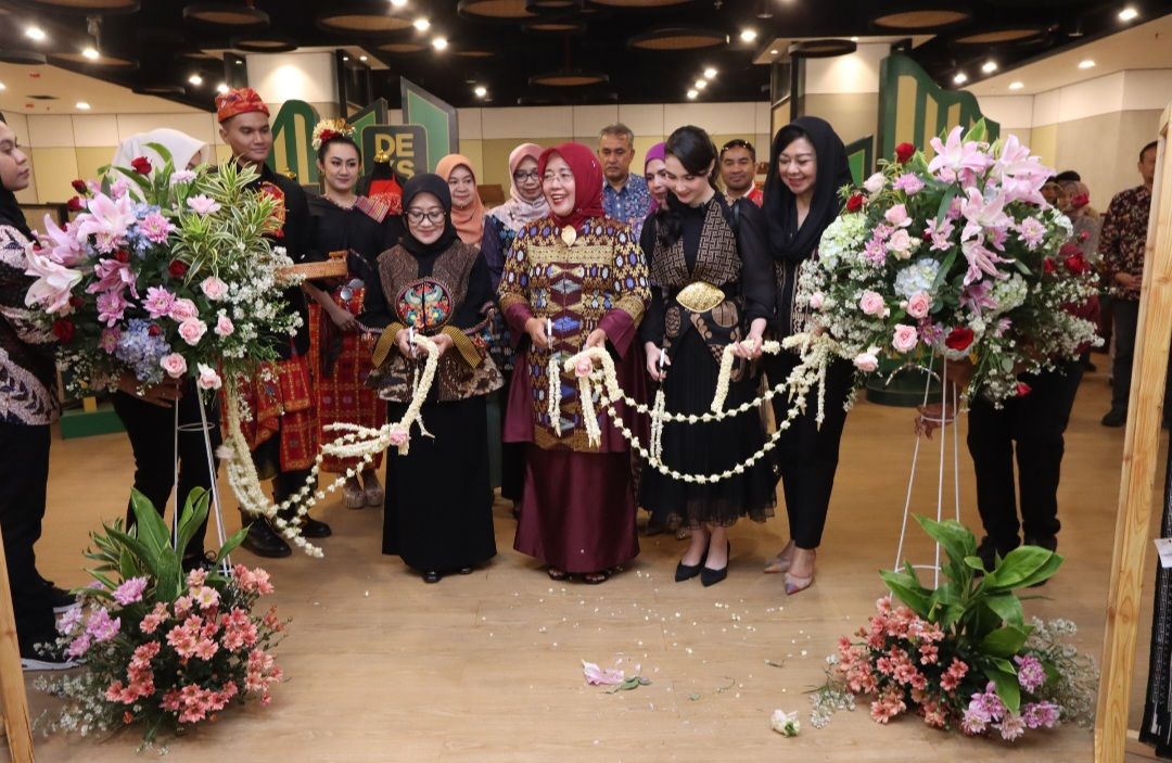 NTB Zone Dekranasda Ekonomi Kreatif Space Dibuka, Ada Tenun hingga Kuliner