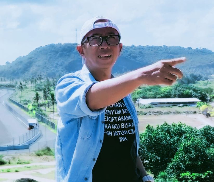 Ibnu Hajar, Politik “Melacurkan Diri” Jelang Pilkada Mendistorsi Nilai-Nilai Budaya