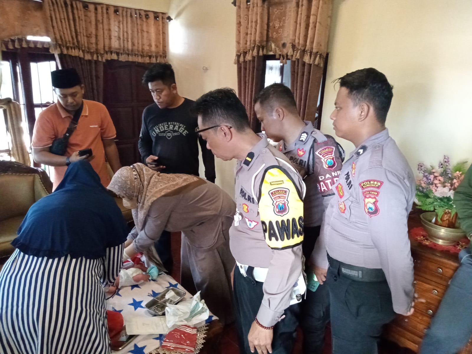 Warga Sumenep Geger Temuan Bayi Dingkus Kresek, Polres Lakukan Penyelidikan