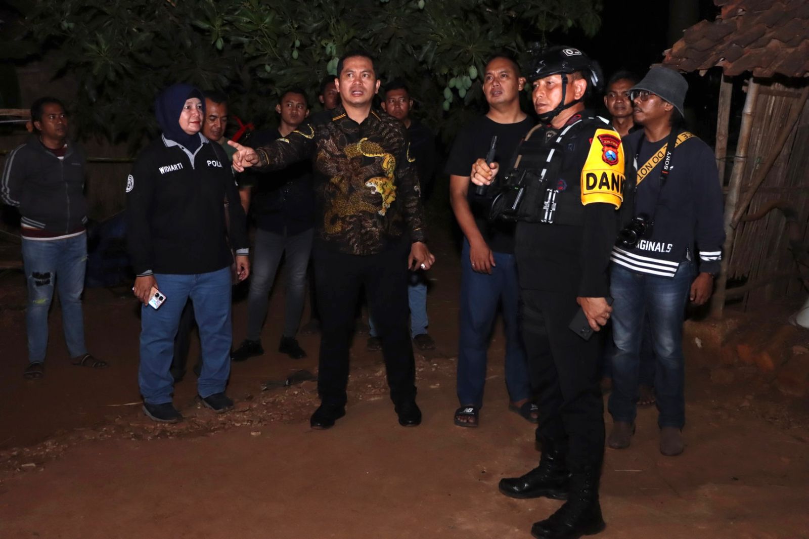 Ledakan Hebat di Rumah Warga Gadu Timur , Dua Warga Meninggal Dunia Ledakan Hebat di Rumah Warga Gadu Timur , Dua Warga Meninggal Dunia