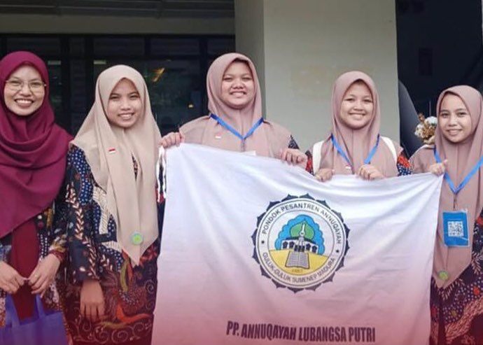 Tiga Santriwati Annuqayah yang Bikin Bangga Indonesia di Kancah Debat Internasional!