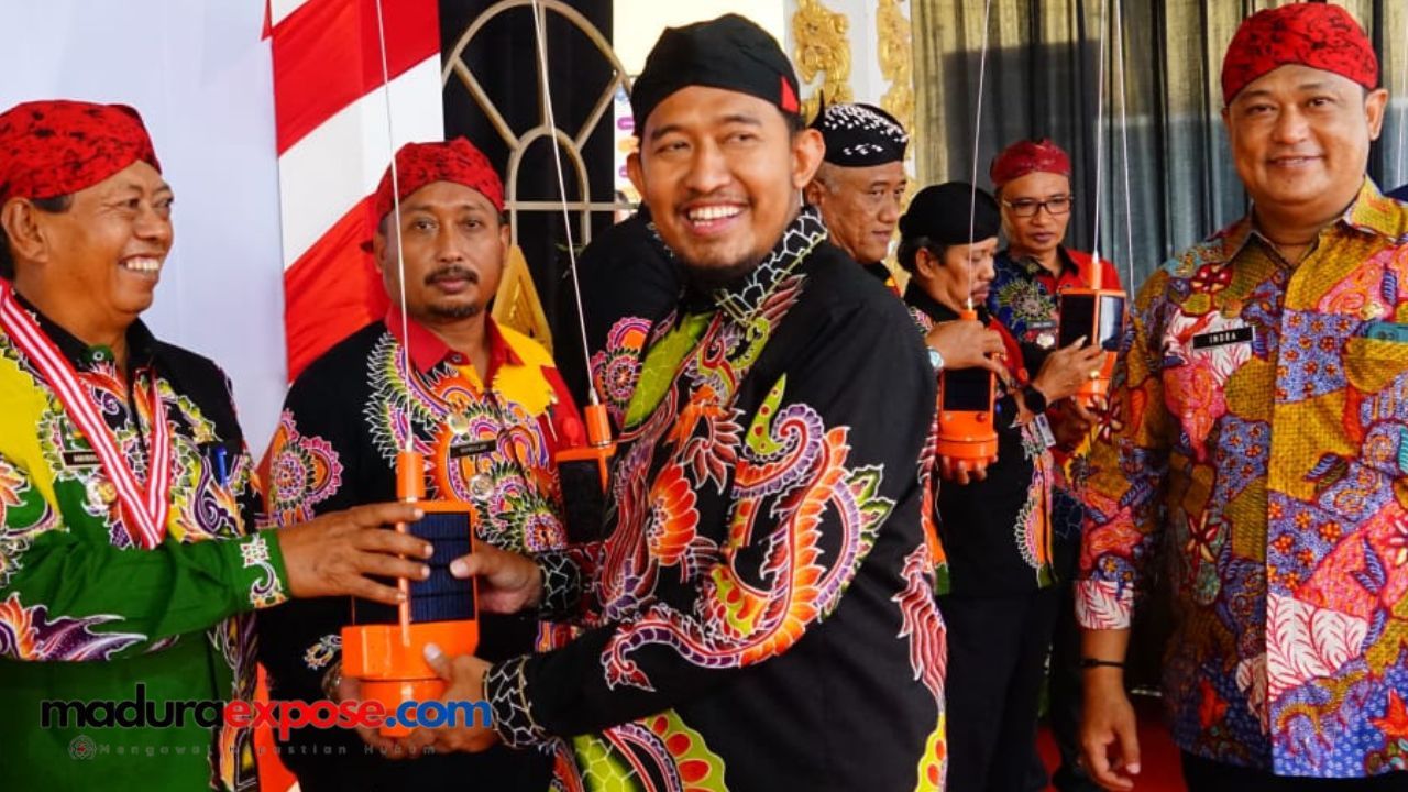 Peduli Keselamatan Nelayan, Bupati Fauzi Lengkapi SiKapal Dengan Teknologi Pendeteksi