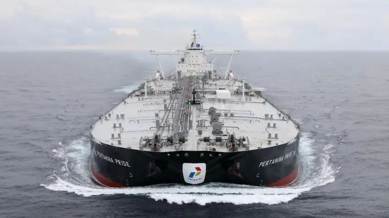 Diplomasi ‘Ujung Tanduk’ di Hormuz: Menanti Nasib Tanker Raksasa Kita