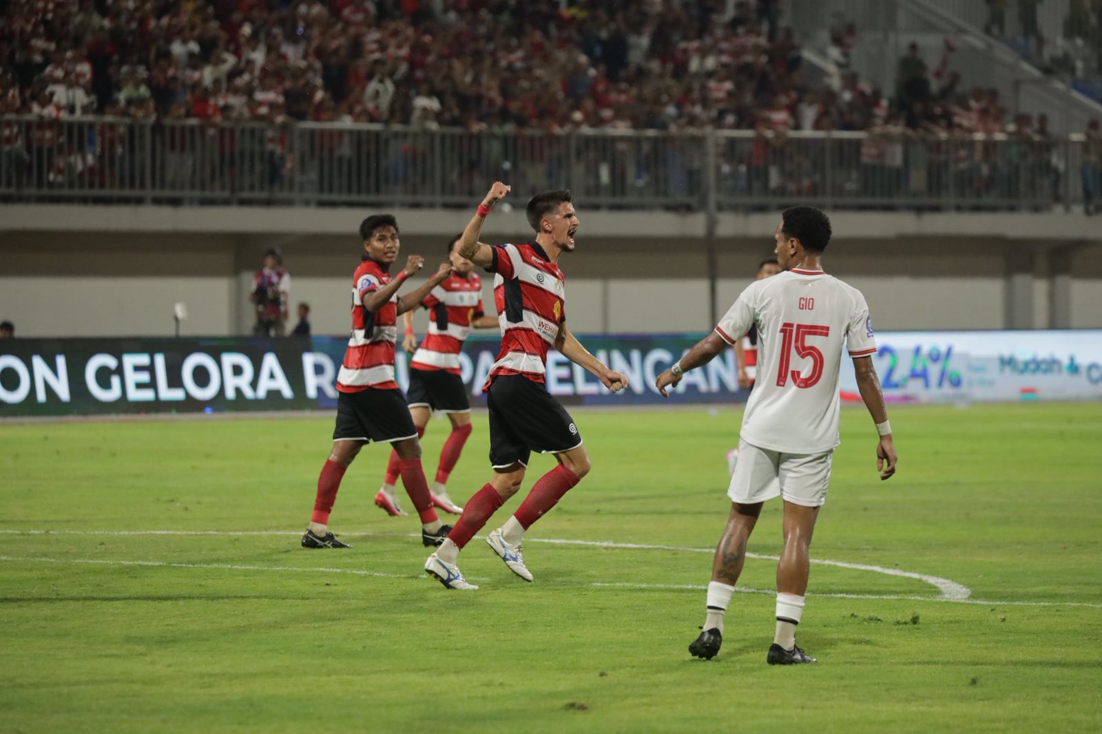 Pergeseran Kandang ‘Macan Putih’, Persik vs Madura United Di Gresik