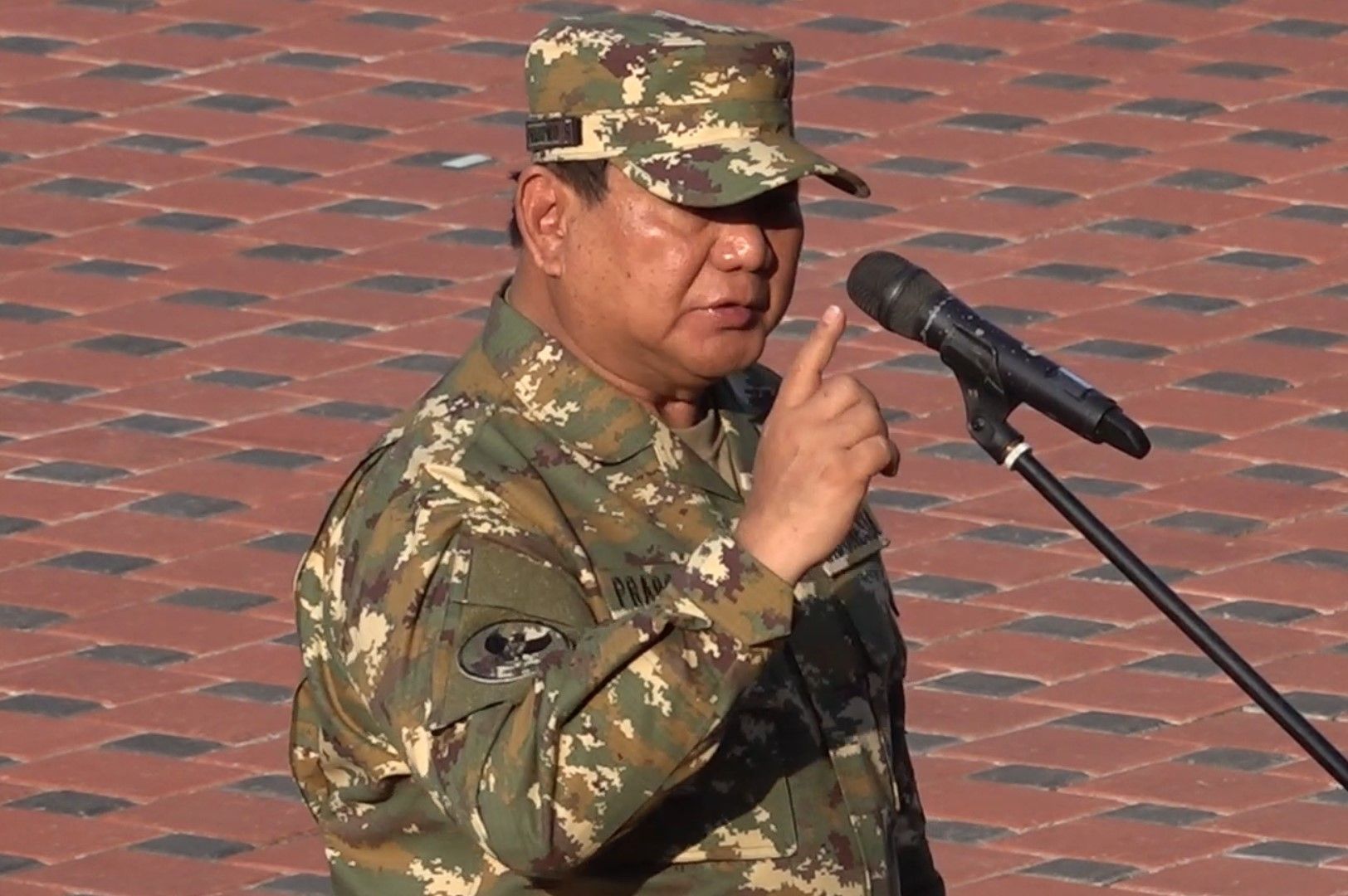 Prabowo Didorong Bentuk Satgas Khusus: Perang Terbuka Melawan Mafia Rokok Ilegal
