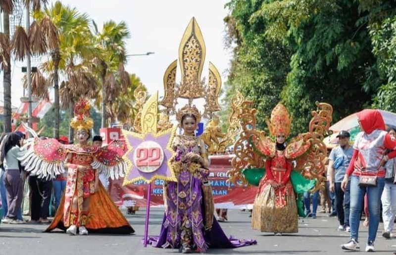 Karnaval Agung Bangkalan Menyambut 80 Tahun Merdeka