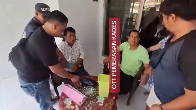 Ketua LSM dan Irban Inspektorat Didakwa Pasal Berlapis, Jerat Dugaan Extortion Kades Ketua LSM dan Irban Inspektorat Didakwa Pasal Berlapis, Jerat Dugaan Extortion Kades