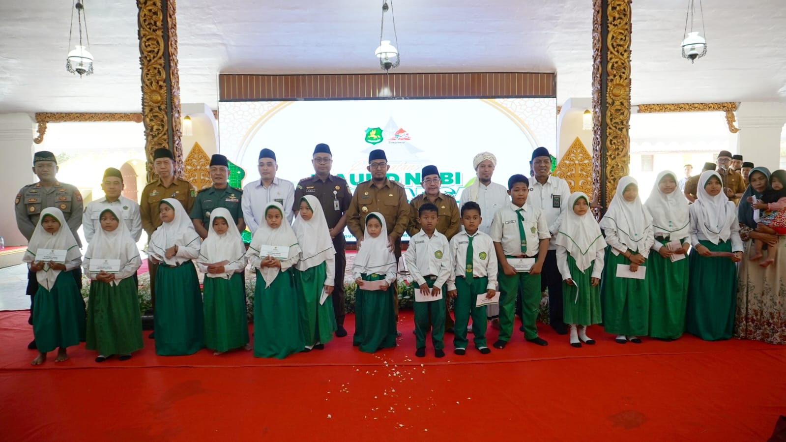 Maulid Nabi: Bupati Fauzi Ajak Teladani Akhlak Rasulullah untuk Membangun Sumenep Berkemajuan