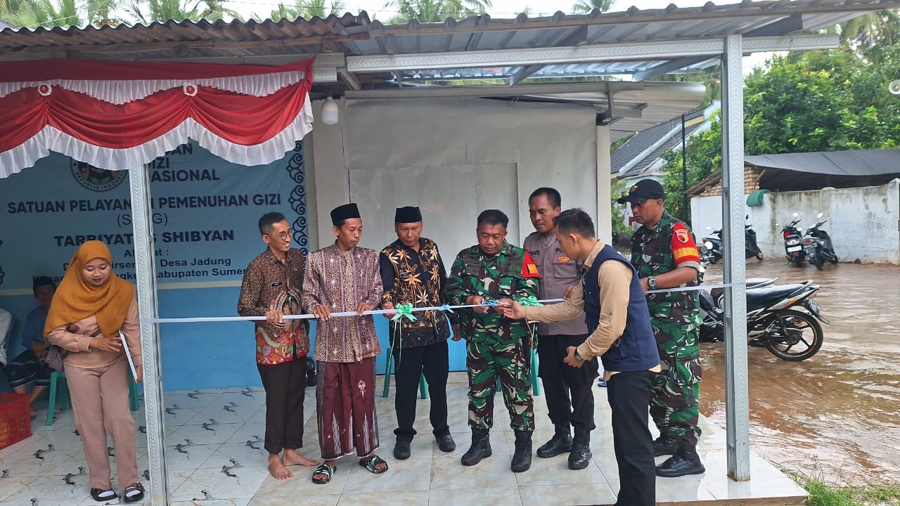 Tuntaskan Krisis Gizi di Pesisir: Koramil Dungkek Gandeng Yayasan Tarbiyatus Shibyan Luncurkan SPPG di Sumenep Tuntaskan Krisis Gizi di Pesisir: Koramil Dungkek Gandeng Yayasan Tarbiyatus Shibyan Luncurkan SPPG di Sumenep