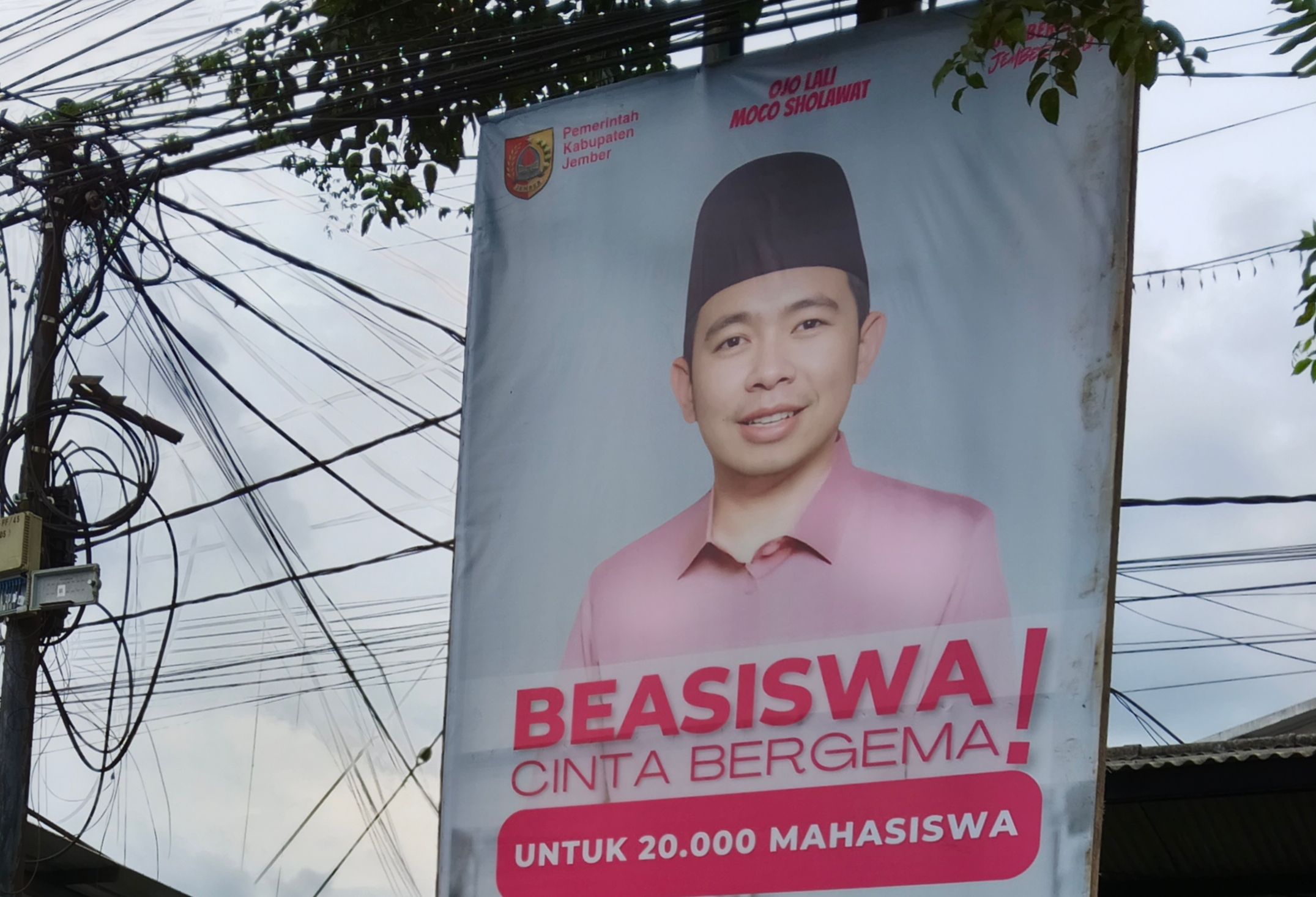 Beasiswa Cinta Bergema: Wujudkan 20.000 Mahasiswa Menuju Generasi Emas Jember Beasiswa Cinta Bergema: Wujudkan 20.000 Mahasiswa Menuju Generasi Emas Jember