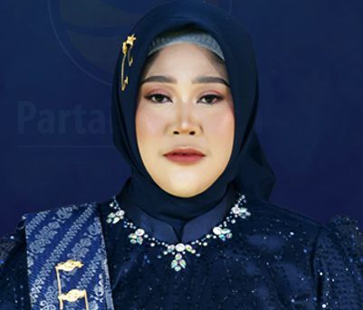 Melawan Stereotip, Yuni Akis (NasDem) Buktikan Suara Perempuan Mampu Ubah Wajah Kebijakan Sumenep