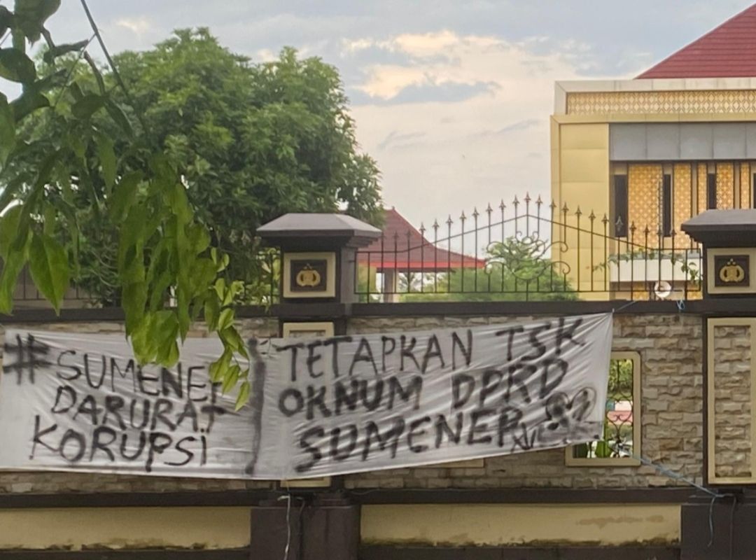 Aksi Bisu Kekecewaan di Mapolres Sumenep: Dear Jatim Ungkap Praktik Korupsi Rp27,33 Miliar dan Tuntut Ketegasan Hukum