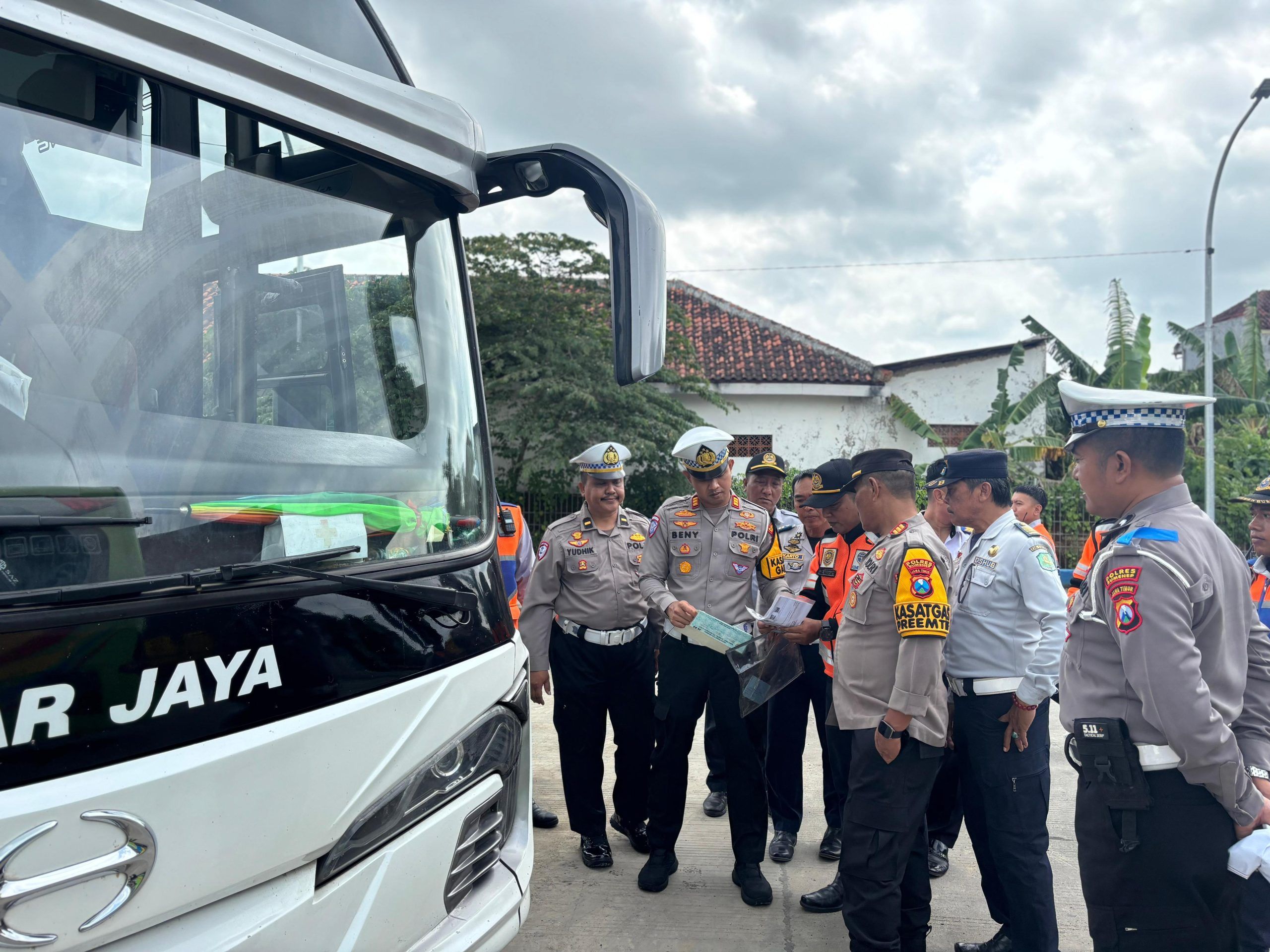 Dukung Operasi Keselamatan Semeru 2026, Satlantas Polres Sumenep Gelar Ramp Check