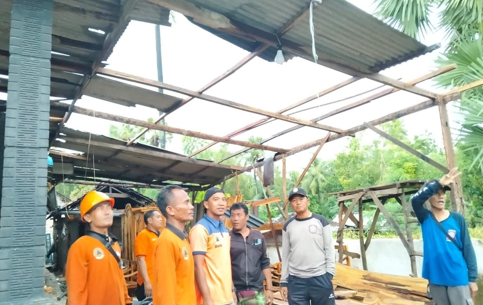 Sumenep Berduka: Terjangan Angin Kencang Hancurkan Ratusan Rumah, Warga Menanti Uluran Tangan
