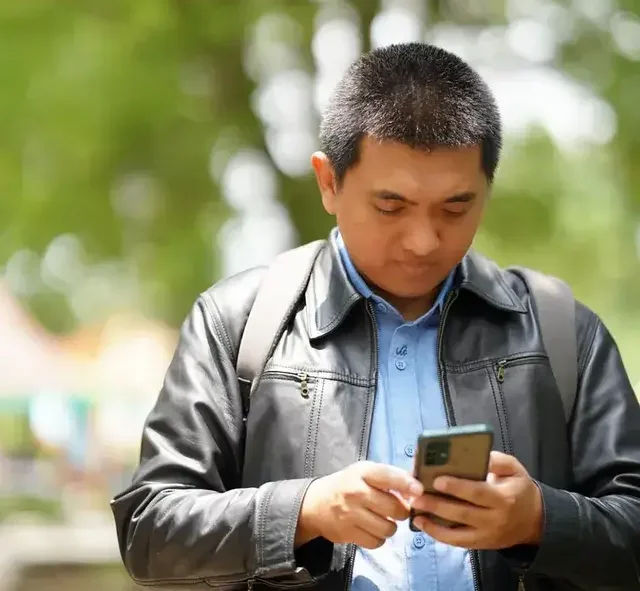 “Makan dari Tengah”: Strategi Tak Biasa KPK Jerat Yaqut Tersangka Kuota Haji