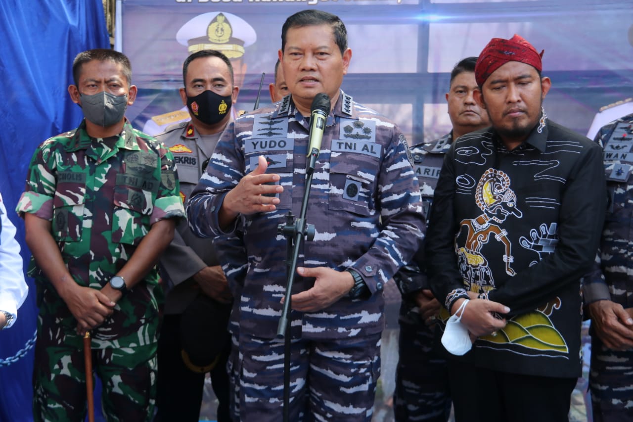 Dandim 0827/Sumenep Bersama Forkopimda Sambut Kunjungan KASAL di Kabupaten Sumenep