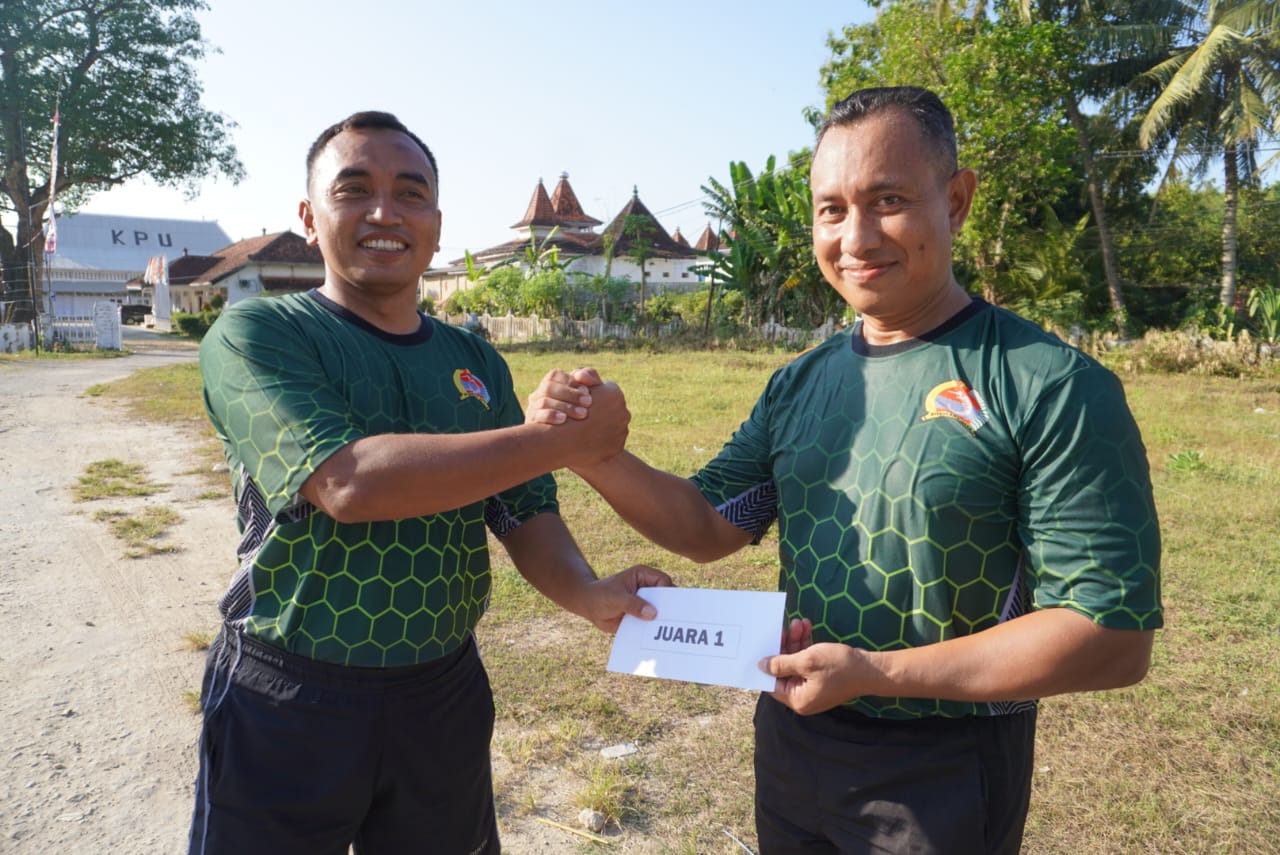 Keseruan Lomba Fun Run, Dandim Berikan Hadiah Anggota dan PNS Kodim 0827 Sumenep