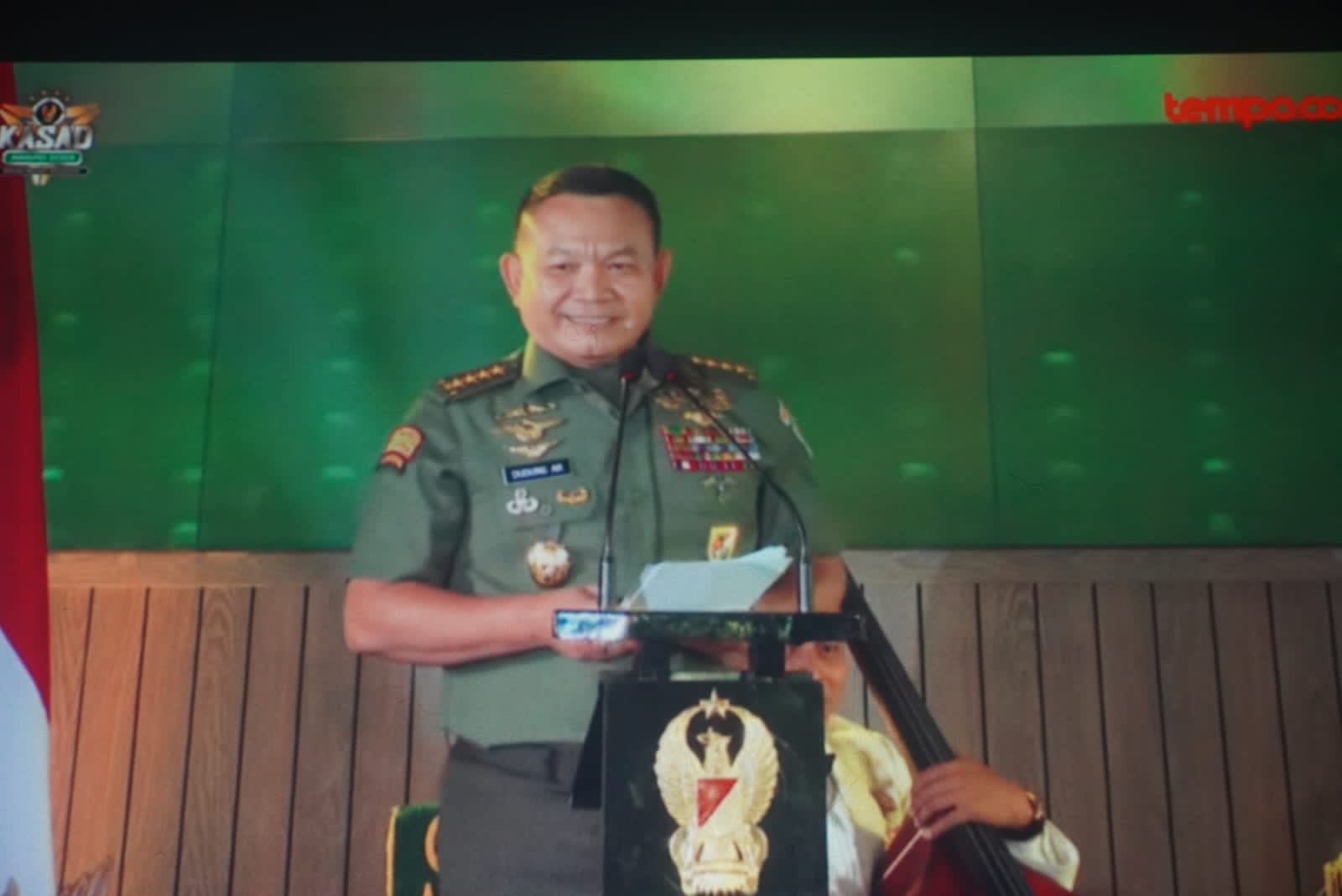 Dandim 0827/Sumenep Nonton Bareng KSAD Award 2023 di Aula Makodim Dandim 0827/Sumenep Nonton Bareng KSAD Award 2023 di Aula Makodim