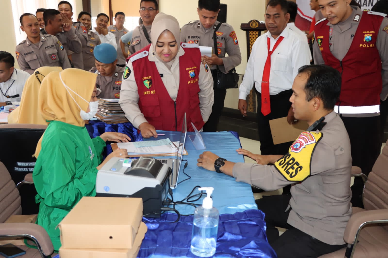 Ratusan Personel Polres Sumenep Diperiksa Biddokes Polda Jatim Ratusan Personel Polres Sumenep Diperiksa Biddokes Polda Jatim